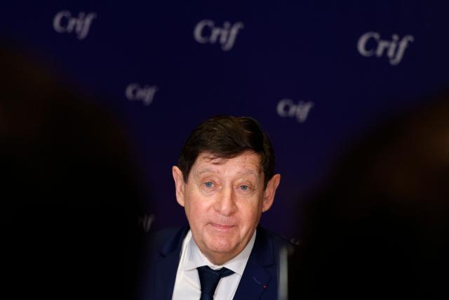 President of the Socialist, Ecologist and Republican group  in the French Senate Patrick Kanner arrives to attend the annual dinner of the Representative Council of Jewish Institutions of France (CRIF - Conseil Representatif des Institutions juives de France) at the Louvre Carrousel in Paris on February 19, 2026. (Photo by GEOFFROY VAN DER HASSELT / AFP)