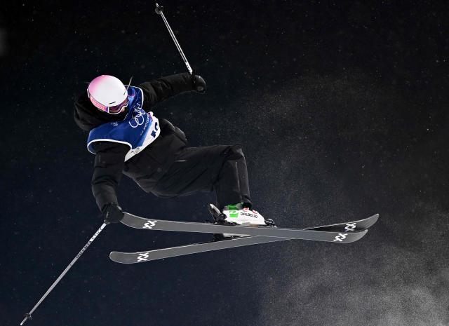 Estonia's Kelly Sildaru competes in the freestyle skiing women's freeski halfpipe qualification run 2 during the Milano Cortina 2026 Winter Olympic Games at Livigno Snow Park, in Livigno (Valtellina), on February 19, 2026. (Photo by Kirill KUDRYAVTSEV / AFP)