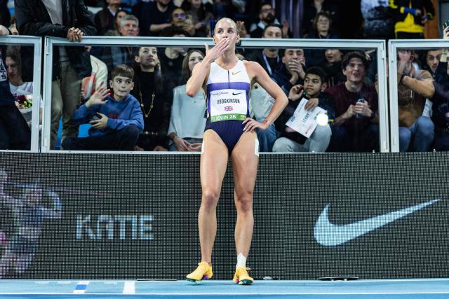 Britain's Keely Hodgkinson gets ready to compete in the 800m Women final at the Athletics meeting "Hauts-de-France Pas-de-Calais" as part of the World Indoor Tour Gold, in Lievin, northern France on February 19, 2026. (Photo by Sameer Al-DOUMY / AFP)
