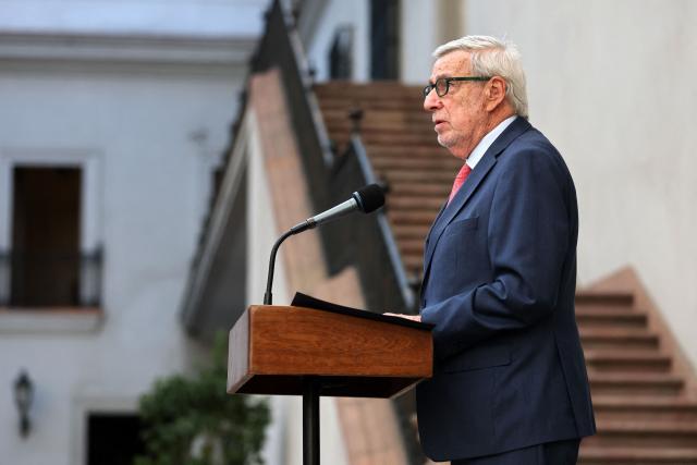 Foreign Minister Alberto van Klaveren speaks during a press conference at La Moneda Palace in Santiago on February 20, 2026. Secretary of State Marco Rubio said on Fubruary 20, 2026, the United States would refuse visas to several outgoing Chilean officials, in a parting shot at leftist President Gabriel Boric. (Photo by Javier TORRES / AFP)