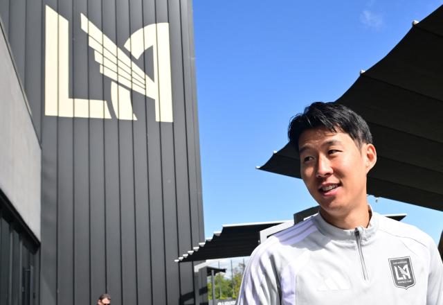 Los Angeles Football Club's South Korean player Son Heung-min walks to the field for a training session at The Liquid I.V. Performance Center on the campus of Cal State LA in Los Angeles on February 20, 2026. LAFC will play against Miami during the MLS opening match on February 21. (Photo by Frederic J. Brown / AFP)