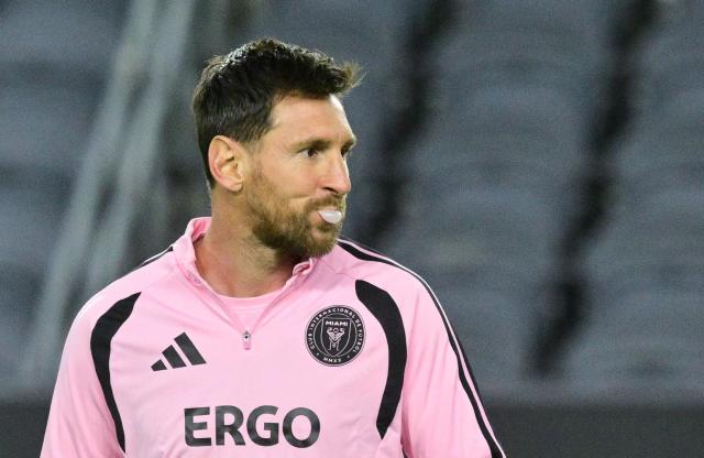 Inter Miami’s Argentine forward Lionel Messi blows a bubble with chewing gum during a training session at BMO Stadium in Los Angeles on February 20, 2026. (Photo by Frederic J. Brown / AFP)