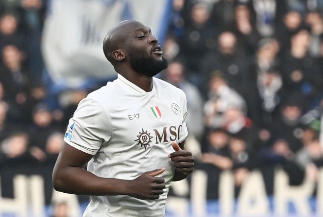 Napoli's Belgian forward #9 Romelu Lukaku reacts during the Italian Serie A football match between Atalanta and Napoli at New Balance Arena in Bergamo on February 22, 2026. (Photo by Isabella BONOTTO / AFP)