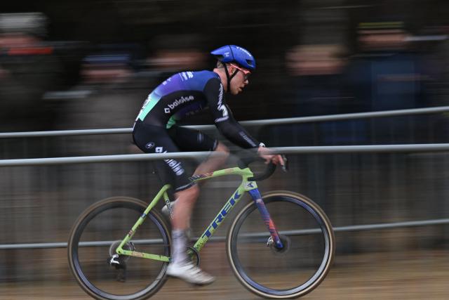 Dutch rider Lars Van Der Haar rides during the men's elite race at the 'Sluitingsprijs Oostmalle' cyclocross race, the last race of the 2025-2026 cyclocross season, in Oostmalle on February 22, 2026. (Photo by LUC CLAESSEN / Belga / AFP) / Belgium OUT