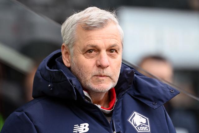 Lille's French head coach Bruno Genesio looks on prior to the French L1 football match between SCO Angers and Lille LOSC at the Raymond-Kopa Stadium in Angers, western France, on February 22, 2026. (Photo by JEAN-FRANCOIS MONIER / AFP)