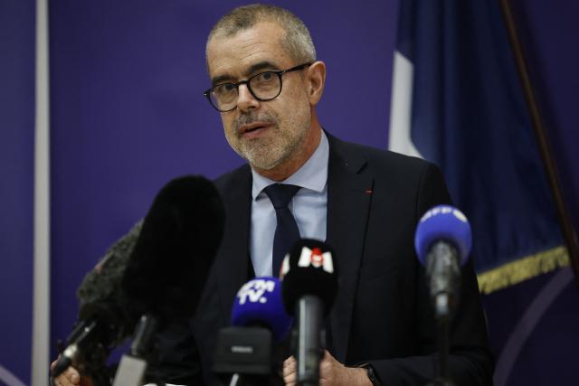 Public Prosecutor at the Judicial Court of Bobigny Eric Mathais speaks during a press conference following the simultaneous abduction in Seine-Saint-Denis of three children, including one who has already been found, in Bobigny, on the outskirts of Paris on February 22, 2026. The six-week-old infant abducted on February 19 by his parents was found alive on February 21 afternoon, after being taken to a hospital in Lille, but the search continues to find his brother Nael, 18 month-old, and sister Eline, 2,5 year-old. The parents Abdelkader Benabderrahmane, 24, and Chaima Hat-Tab, 20, are suspected of the simultaneous abduction in Seine-Saint-Denis of their three children who had been placed in the care of the child welfare services (ASE). (Photo by Charlotte SIEMON / AFP)