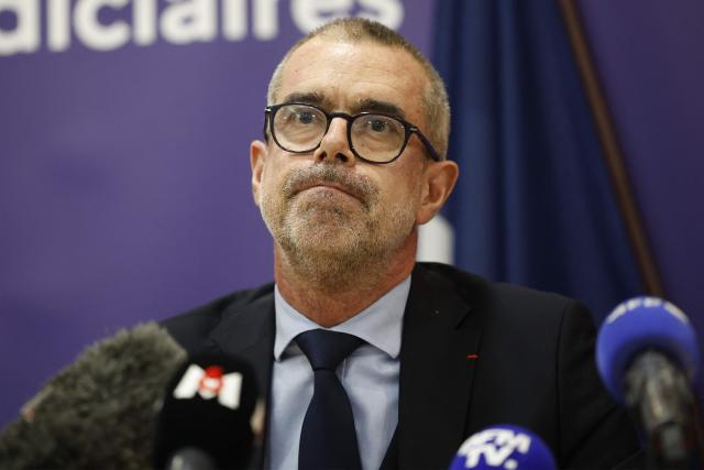 Public Prosecutor at the Judicial Court of Bobigny Eric Mathais speaks during a press conference following the simultaneous abduction in Seine-Saint-Denis of three children, including one who has already been found, in Bobigny, on the outskirts of Paris on February 22, 2026. The six-week-old infant abducted on February 19 by his parents was found alive on February 21 afternoon, after being taken to a hospital in Lille, but the search continues to find his brother Nael, 18 month-old, and sister Eline, 2,5 year-old. The parents Abdelkader Benabderrahmane, 24, and Chaima Hat-Tab, 20, are suspected of the simultaneous abduction in Seine-Saint-Denis of their three children who had been placed in the care of the child welfare services (ASE). (Photo by Charlotte SIEMON / AFP)