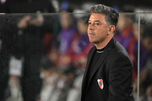 (FILES) River Plate's head coach Marcelo Gallardo looks on ahead of the Copa Libertadores quarterfinal first leg football match between Argentina's River Plate and Brazil's Palmeiras at the MAS Monumental Stadium in Buenos Aires on September 17, 2025. Marcelo Gallardo, River Plate's most decorated coach and club idol, announced on February 23, 2026, that he will lead the team for the last time on February 26, when the Millonario face Banfield at the Monumental stadium in the Argentine Apertura tournament. (Photo by Juan MABROMATA / AFP)