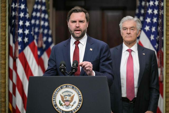 (L/R) US Vice President JD Vance, alongside Medicare and Medicaid Administrator Mehmet Oz, speaks about combatting fraud, at the Eisenhower Executive Office Building on the White House complex in Washington, DC, on February 25, 2026. Donald Trump said on February 24 that he was appointing Vice President Vance to lead a "war on fraud" as he railed against alleged abuses of government benefits in Democratic-controlled states -- particularly Minnesota. (Photo by Oliver Contreras / AFP)