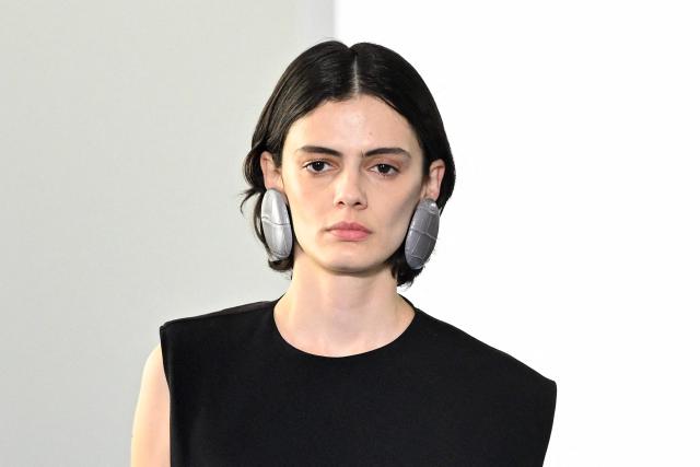 A model presents a creation by Sportmax during the Womens's ready-to-wear Fall/Winter 2026 collection fashion as part of the Milan Fashion Week, in Milan on February 27, 2025. (Photo by Andreas SOLARO / AFP)