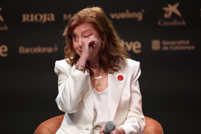 American actress Susan Sarandon reacts as she gives a press conference on the eve of the 40th Goya awards ceremony at the Auditori Forum CCIB in Barcelona, on February 27, 2025. Susan Sarandon will receive the International Goya in recognition of her career at the 40th Goya awards ceremony. (Photo by Lluis GENE / AFP)