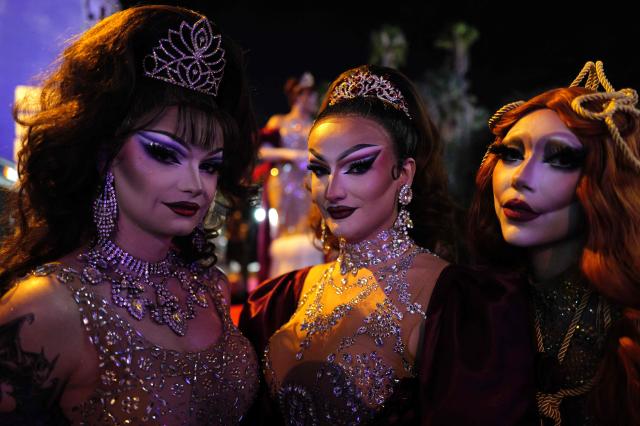 drag-queens pose during the "Lou Queernaval", the first gay carnival in France as part of the Nice carnival, southeastern France, on February 27, 2026. The edition 2026 of the Nice Carnival, whose theme is "Long live the Queen", takes place until March 1, 2026. (Photo by Valery HACHE / AFP)