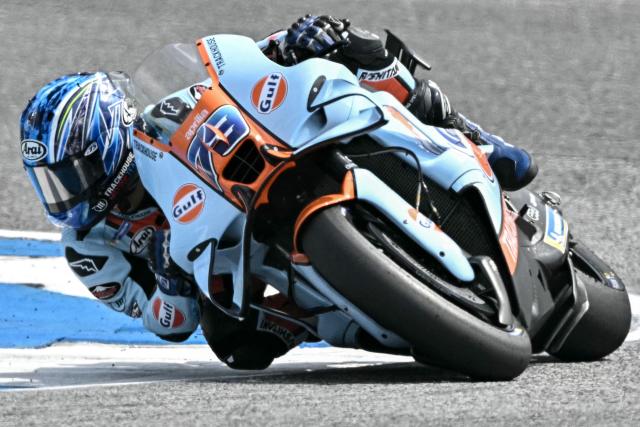 BK8 Gresini Racing's Spanish rider Alex Marquez rides during the free practice 2 session of the MotoGP Thailand Grand Prix at the Buriram International Circuit in Buriram on February 28, 2026. (Photo by Lillian SUWANRUMPHA / AFP)