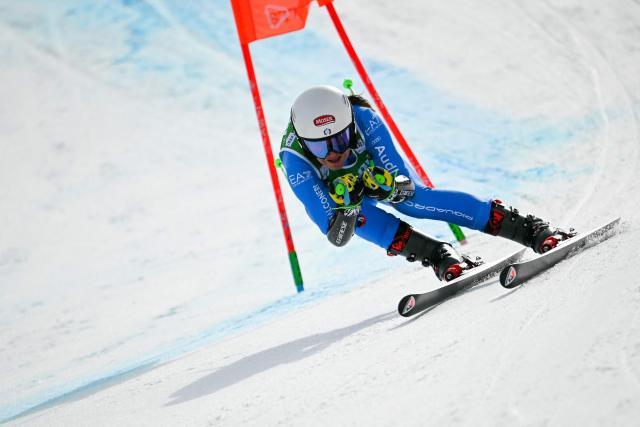 Italy's Sara Thaler competes in the women's super G race, part of the FIS Alpine Ski World Cup 2025-2026 in Soldeu on February 28, 2026. (Photo by Lionel BONAVENTURE / AFP)