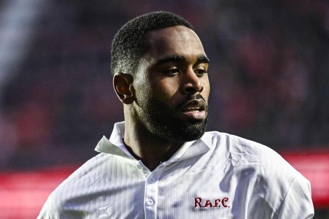 Antwerp's Dutch forward #07 Gyrano Kerk looks on during the Belgian "Pro League" First Division football match between Antwerp and Sint-Truidense Voetbalvereniging (STVV) at Bosuilstadion in Antwerp on February 28, 2026. (Photo by Tom Goyvaerts / BELGA / AFP) / Belgium OUT