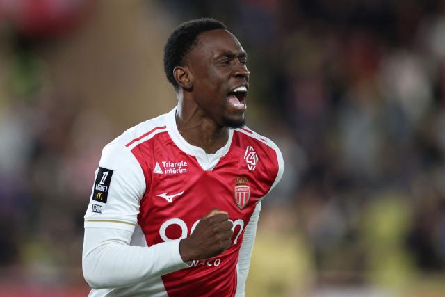 Monaco's US forward #09 Folarin Balogun celebrates after scoring his team's first goal during the French L1 football match between AS Monaco and SCO Angers at the Stade Louis II in the Principality of Monaco on February 28, 2026. (Photo by Valery HACHE / AFP)