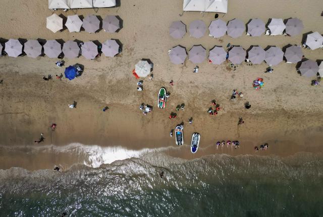 Aerial view of the Acapulco beach, Guerrero state, Mexico on February 28, 2026. (Photo by Alfredo ESTRELLA / AFP)