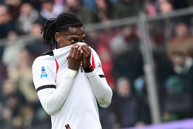 AC Milan's Portuguese forward #10 Rafael Leao reacts during the Italian Serie A football match between Cremonese and AC Milan at the Giovanni Zini Stadium in Cremona on March 1, 2026. (Photo by Piero CRUCIATTI / AFP)