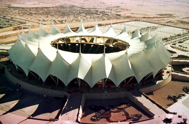 (FILES) This photo shows a general view of Riyadh's King Fahd stadium on October 5, 2001. Riyadh's King Fahd Sport City Stadium will host the opening and closing matches of next year's Asian Cup, officials announced on March 2, 2026, the football showpiece seen as a precursor for the 2034 World Cup in Saudi Arabia. (Photo by KHALED AL-SAYYED / AFP)