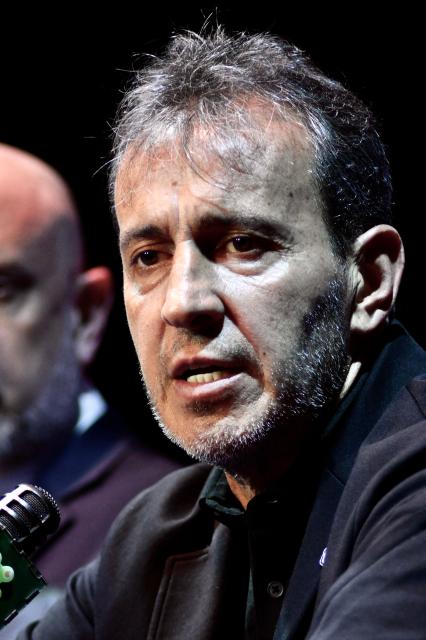 Argentina's Fernando Batista speaks during a press conference as he is presented as the new coach of the Costa Rican national football team, in San Jose, on March 2, 2026. (Photo by Ezequiel BECERRA / AFP)