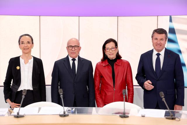 LtoR, Nice mayoral candidate for Europe Ecologie – Les Verts party, Socialist Party (PS), French Communist Party (PCF) and L’Apres Juliette Chesnel Le Roux, President of Union des Droites pour la Republique (UDR) parliamentary group president and Nice mayoral candidate Eric Ciotti, Nice mayoral candidate for La France Insoumise (LFI) m Citizen Movement ViVA! and NPA Mireille Damiano and French mayor of Nice and candidate for Horizons and Les Republicans  for his reelection Christian Estrosi pose ahead of a debate broadcasted by French TV channel France TV/LCI Provence-Alpes-Cфte-d'Azur between the main candidates for France's upcoming municipal elections in Nice, southeastern France on March 4, 2026. French voters head to the polls for municipal elections on March 15 and 22, 2026. (Photo by Valery HACHE / AFP)