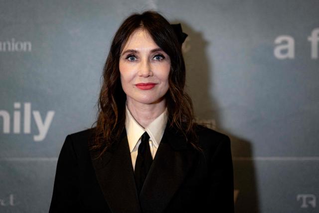 Dutch actress Carice van Houten poses on the red carpet at the premiere of Mees Peijnenburg's A Family at Eye Film Museum in Amsterdam on March 4, 2026. (Photo by Ramon van Flymen / ANP / AFP) / Netherlands OUT