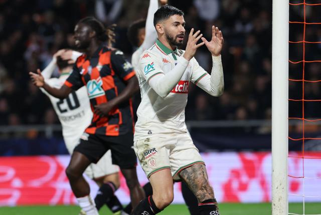 Nice's French midfielder #08 Morgan Sanson reacts after missing an opportunity during the French Cup quarter final football match between FC Lorient and OGC Nice at the Stade du Moustoir stadium in Lorient, western France on March 4, 2026. (Photo by Fred TANNEAU / AFP)