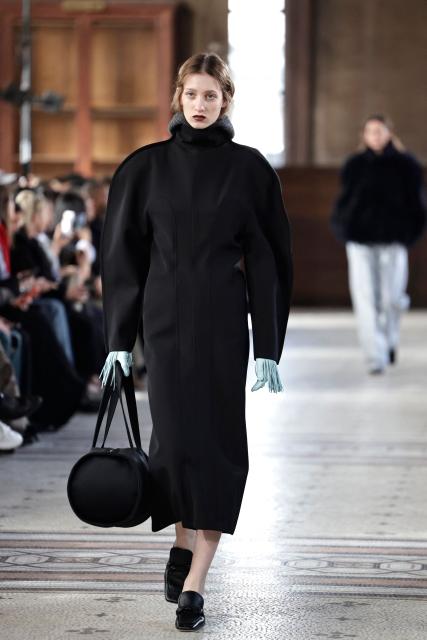 A model presents a creation by Carven for the Women's Ready to Wear Fall/Winter 2026-2027 collection fashion show as part of the Paris Women Fashion Week, in Paris, on March 5, 2026. (Photo by STEPHANE DE SAKUTIN / AFP)