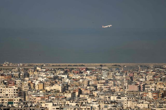 A Middle East Airliner takes off from the international airport in Beirut on March 7, 2026. Lebanese official media reported on March 7 that clashes had erupted as Israeli forces attempted a landing operation along the Lebanon-Syria border, with militant group Hezbollah saying its fighters were involved. There was no immediate comment from the Israeli military, which has launched numerous strikes and sent ground troops into Lebanon since Tehran-backed group Hezbollah fired missiles at Israel on March 2 to avenge the killing of Iranian supreme leader Ali Khamenei. (Photo by Ibrahim AMRO / AFP)