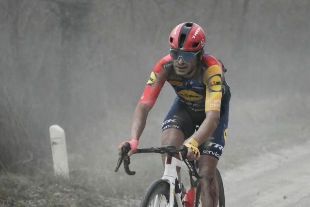 Lidl-Trek's Italian Jacopo Mosca rides after crashing during the 20th one-day classic 'Strade Bianche' (White Roads) men's cycling race between Siena and Siena in Tuscany on March 7, 2026. (Photo by Marco BERTORELLO / AFP)