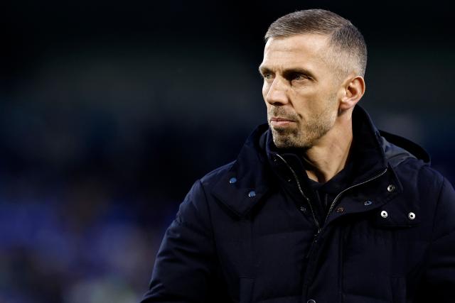 Strasbourg's British head coach Gary O’Neil looks on before the French L1 football match between AJ Auxerre and RC Strasbourg Alsace at the Stade de l'Abbe-Deschamps in Auxerre, central France, on March 7, 2026. (Photo by Kenzo TRIBOUILLARD / AFP)