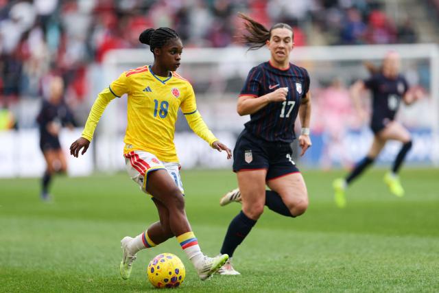 Linda Caicedo #18 of Colombia controls the ball against Sam Coffey #17 of the United States during the SheBelieves Cup match between the United States and Colombia at the Sports Illustrated Stadium in Harrison, New Jersey, on March 7, 2026. (Photo by ANGELA WEISS / AFP)