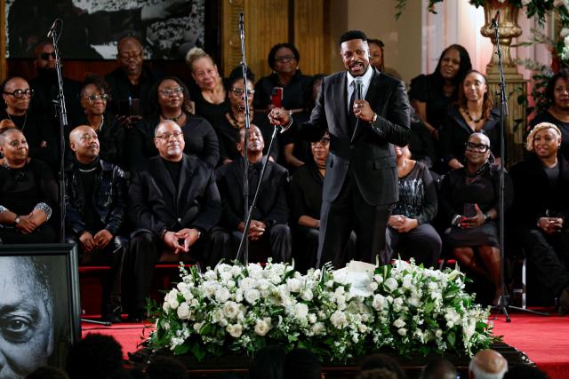 US actor and comedian Chris Tucker speaks during a private memorial service for civil rights activist Reverend Jesse Jackson at the Rainbow PUSH Coalition headquarters on March 7, 2026 in Chicago, Illinois. Veteran US civil rights activist Reverend Jesse Jackson, one of the nation's most influential Black voices, died peacefully on February 17, 2026 at the age of 84. Jackson, a Baptist minister, had been a civil rights leader since the 1960s, when he marched with Martin Luther King Jr. and helped fundraise for the cause. (Photo by KAMIL KRZACZYNSKI / AFP)