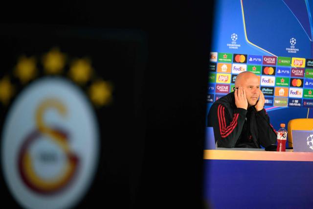 Liverpool's Dutch coach Arne Slot gives a press conference on the eve of the UEFA Champions League football match against Galatasaray at Rams Park Stadium in Istanbul on March 9, 2026. (Photo by Yasin AKGUL / AFP)