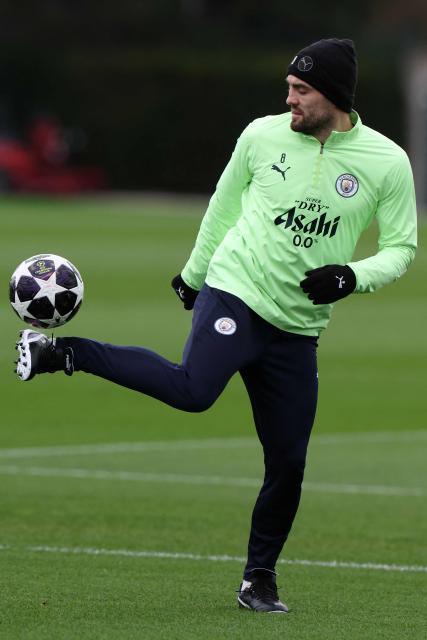 Manchester City's Croatian midfielder #08 Mateo Kovacic takes part in a training session at the Etihad Campus training ground in Manchester, north-west England, on March 10, 2026, on the eve of their UEFA Champions League, Last 16, first-leg football match against Real Madrid in Spain. (Photo by Darren Staples / AFP)