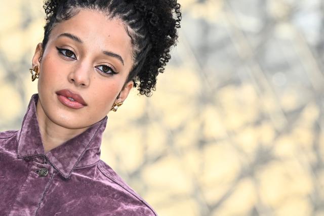 US actress Chase Infiniti poses during a photocall prior to attend the Louis Vuitton Women's Ready to Wear Fall/Winter 2026-2027 collection fashion show as part of the Paris Women Fashion Week, in Paris, on March 10, 2026. (Photo by JULIEN DE ROSA / AFP)