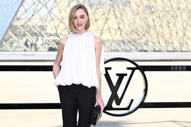 British actress Phoebe Dynevor poses during a photocall prior to attend the Louis Vuitton Women's Ready to Wear Fall/Winter 2026-2027 collection fashion show as part of the Paris Women Fashion Week, in Paris, on March 10, 2026. (Photo by JULIEN DE ROSA / AFP)