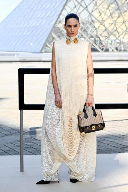 US actress Jennifer Connelly poses during a photocall prior to attend the Louis Vuitton Women's Ready to Wear Fall/Winter 2026-2027 collection fashion show as part of the Paris Women Fashion Week, in Paris, on March 10, 2026. (Photo by JULIEN DE ROSA / AFP)