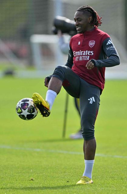 Arsenal's English midfielder #10 Eberechi Eze takes part in a team training session at the Arsenal training centre in London Colney, north of London, on March 10, 2026, on the eve of their UEFA Champions League, Last 16, first-leg football match against Leverkusen in Germany. (Photo by Glyn KIRK / AFP)