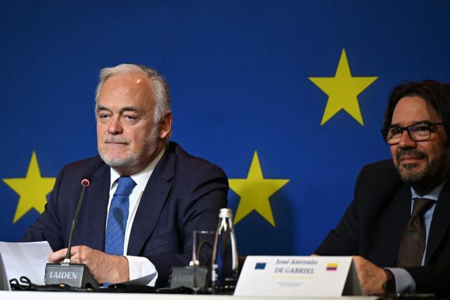 Esteban Gonzalez Pons (L), chief observer, and Jose Antonio de Gabriel, deputy chief observer, of the EU Election Observation Mission to Colombia 2026, deliver a press conference on Colombia's legislative elections in Bogota on March 10, 2026. (Photo by Diana SANCHEZ / AFP)