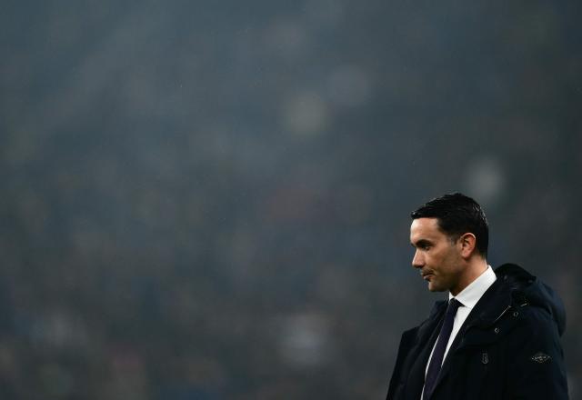 Atalanta's Italian coach Raffaele Palladino looks on before the UEFA Champions League last 16, first leg football match between Atalanta and Bayern Munich at the Gewiss stadium in Bergamo, on March 10, 2026. (Photo by Marco BERTORELLO / AFP)