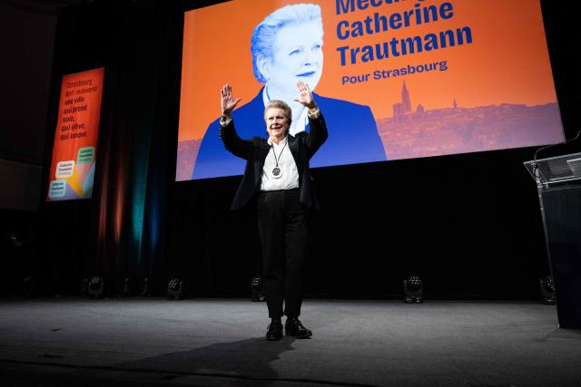 France's Socialist Party's (PS) mayoral candidate of Strasbourg Catherine Trautmann waves during an election campaign in Strasbourg, eastern France on March 10, 2026. (Photo by SEBASTIEN BOZON / AFP)