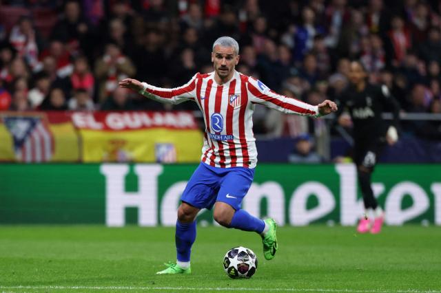 Atletico Madrid's French forward #07 Antoine Griezmann scores his team's second goal during the UEFA Champions League last 16 first leg football match between Club Atletico de Madrid and Tottenham Hotspur at Metropolitano Stadium in Madrid on March 10, 2026. (Photo by Thomas COEX / AFP)