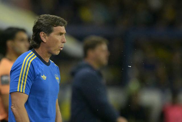 Boca Juniors' head coach Claudio Ubeda spits during the Argentine Professional Football League 2026 Apertura Tournament match between Boca Juniors and San Lorenzo at La Bombonera Stadium in Buenos Aires on March 11, 2026. (Photo by Juan MABROMATA / AFP)