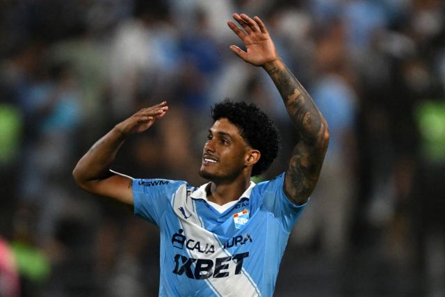 Sporting Cristal's Brazilian defender #90 Cristiano da Silva celebrates after scoring his penalty and winning in the penalty shootout during the Copa Libertadores phase three second-leg football match between Peru's Sporting Cristal and Venezuela's Carabobo at the Alberto Gallardo Stadium in Lima on March 11, 2026. (Photo by ERNESTO BENAVIDES / AFP)