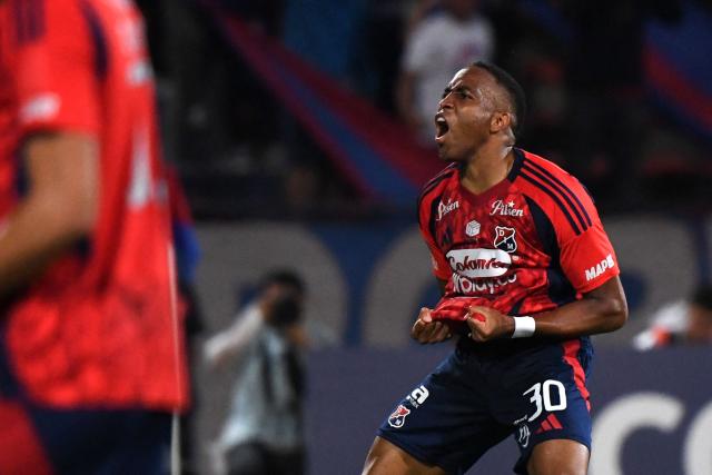 Independiente Medellin's defender #30 Hayen Palacios celebrates after scoring his team's first goal during the Copa Libertadores phase three second-leg football match between Colombia's Independiente Medellin and Uruguay's Juventud at the Atanasio Girardot Stadium in Medellin, Colombia on March 12, 2026. (Photo by Jaime SALDARRIAGA / AFP)