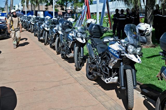 View of police motorcycles parked outside the DF Star hospital after Brazil's former president (2019–2022) Jair Bolsonaro was taken there after feeling ill in the Papuda prison, in Brasilia, on March 13, 2026. (Photo by Evaristo Sa / AFP)