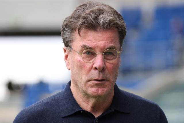 VfL Wolfsburg's head coach Dieter Hecking is pictured prior to the start of the German first division Bundesliga football match between TSG 1899 Hoffenheim and VfL Wolfsburg in Sinsheim, southwestern Germany on March 14, 2026. (Photo by Daniel ROLAND / AFP) / DFL REGULATIONS PROHIBIT ANY USE OF PHOTOGRAPHS AS IMAGE SEQUENCES AND/OR QUASI-VIDEO