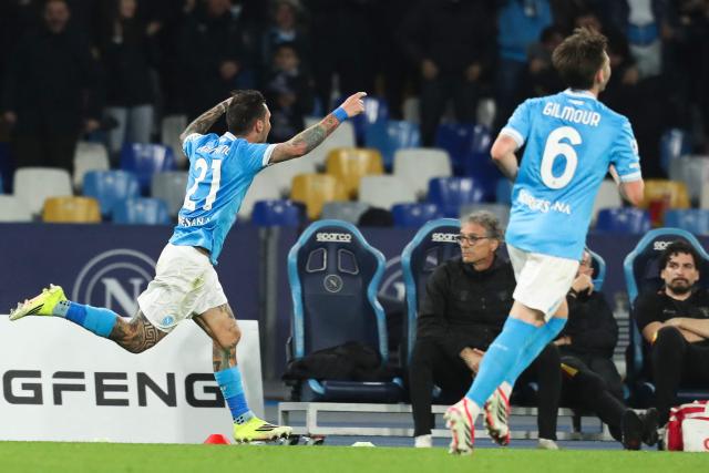 Napoli's Italian forward #21 Matteo Politano celebrates scoring his team's second goal during the Italian Serie A football match between Napoli and Lecce at the Diego Armando Maradona stadium in Naples, southern Italy, on March 14, 2026. (Photo by CARLO HERMANN / AFP)