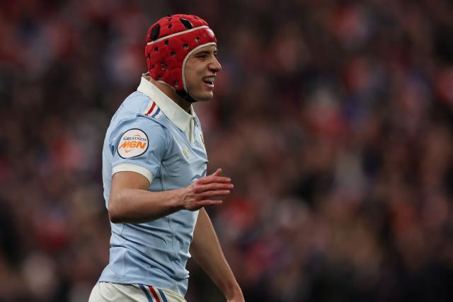 France's wing Louis Bielle-Biarrey celebrates after scoring France's second try during the Six Nations international rugby union match between France and England at the Stade de France, in Saint-Denis, north of Paris, on March 14, 2026. (Photo by FRANCK FIFE / AFP)